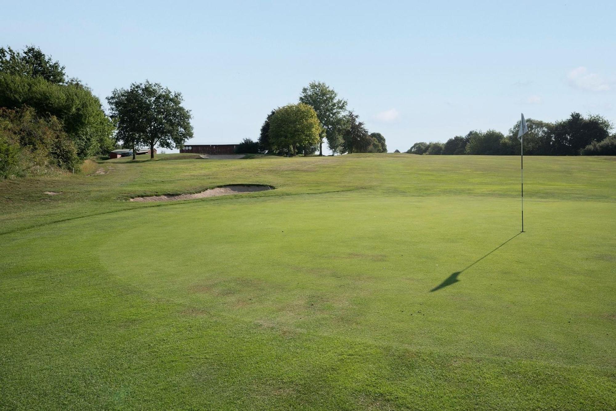 Golfplatz Ploener See Kleiner Ploener See Bosau Exteriör bild